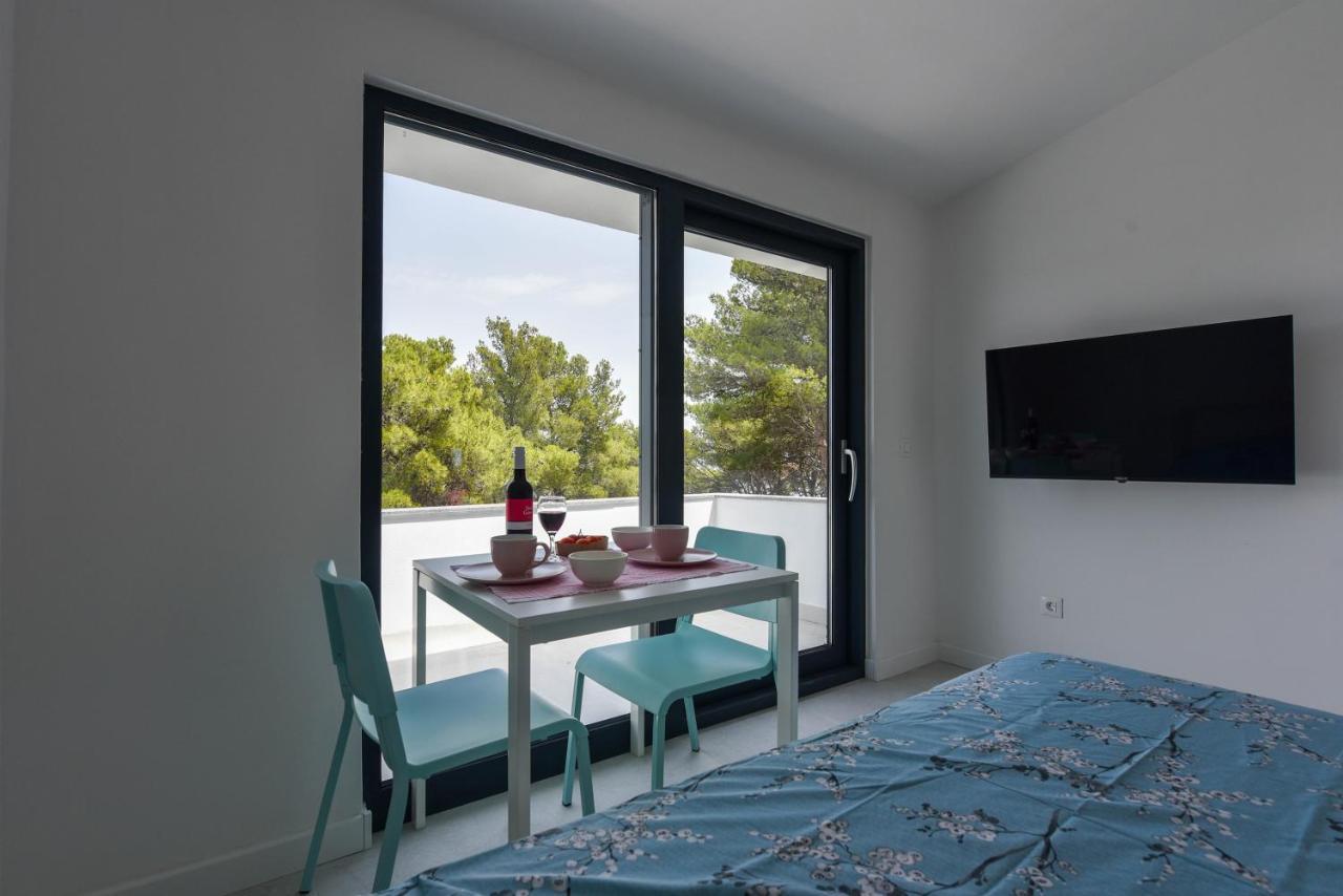 Lazaneo Seafront Apartments, Jelsa  Ngoại thất bức ảnh