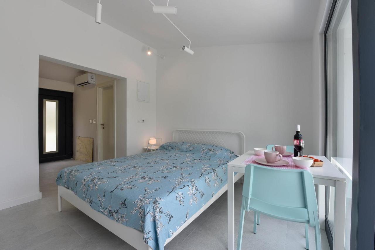 Lazaneo Seafront Apartments, Jelsa  Ngoại thất bức ảnh